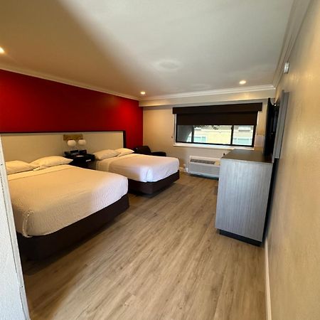 Ramada By Wyndham Torrance Hotel Luaran gambar